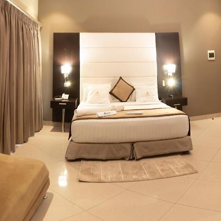 Seasons Hotel And Spa 남풀라 외부 사진