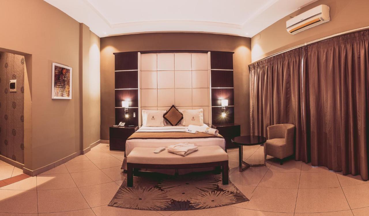 Seasons Hotel And Spa 남풀라 외부 사진